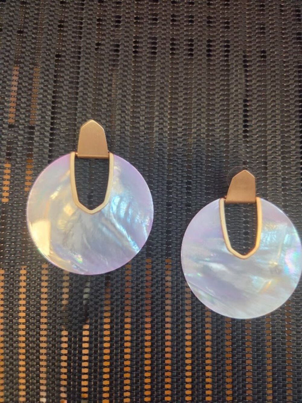 Kendra Scott Diane Blush Mother of Pearl Gold Statement Drop Earrings